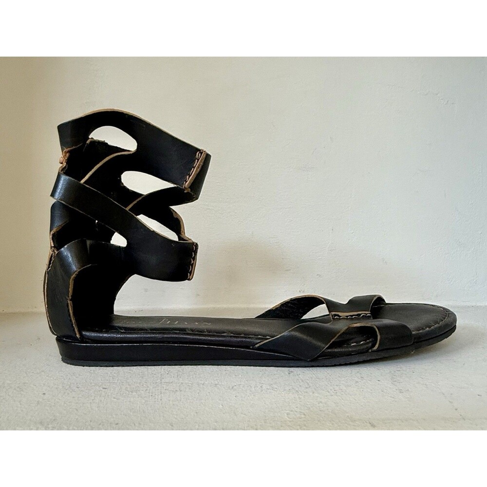 Cole Haan Women’s Sandals Sz 5.5 Black Leather Gladiator Zip Back Flat Shoes